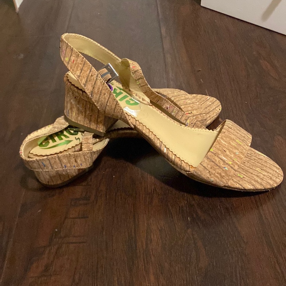 KHAKI COLOR STRAP HEELS CIRCUS BY SAM EDELMAN